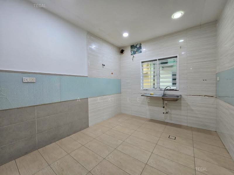 Terraced House for Sale in Bandar Puteri Klang (Klang) - Alex Lee - Kitchen - PropertyGuru.com.my