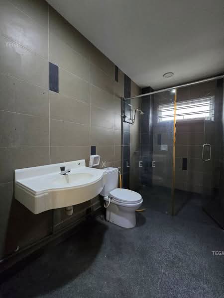 Terraced House for Sale in Bandar Puteri Klang (Klang) - Alex Lee - Bathroom - PropertyGuru.com.my
