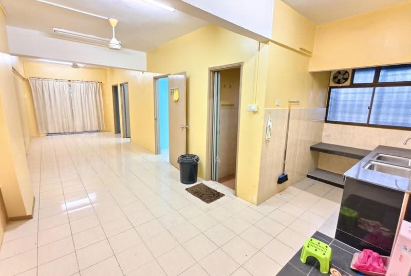 Apartment for Sale at Puncak Desa Apartment - Jessica Lim - Kitchen - PropertyGuru.com.my
