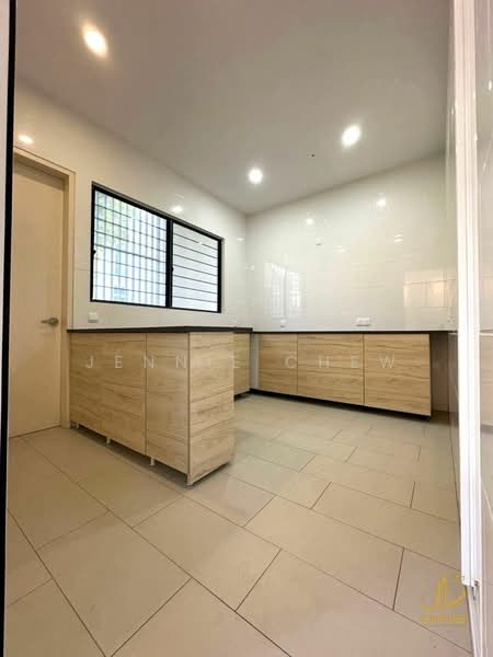 Rumah Berkembar untuk Dijual di Setia Alam (Selangor) - Jennie Chew - Kitchen - PropertyGuru.com.my