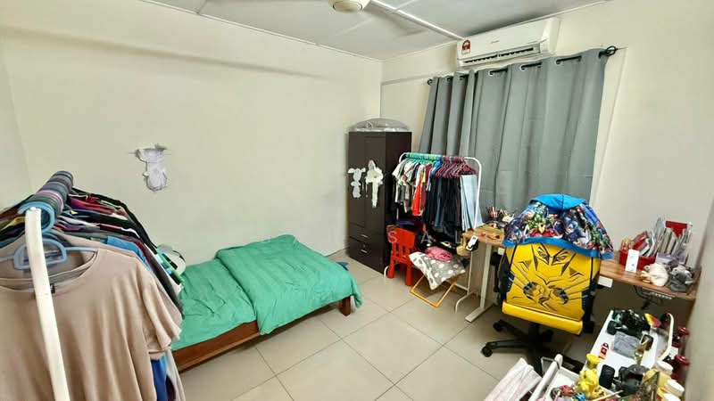 Rumah Teres 2 Tingkat untuk Dijual di Seksyen 11 (Shah Alam) - Adibah Salim - Bedroom - PropertyGuru.com.my