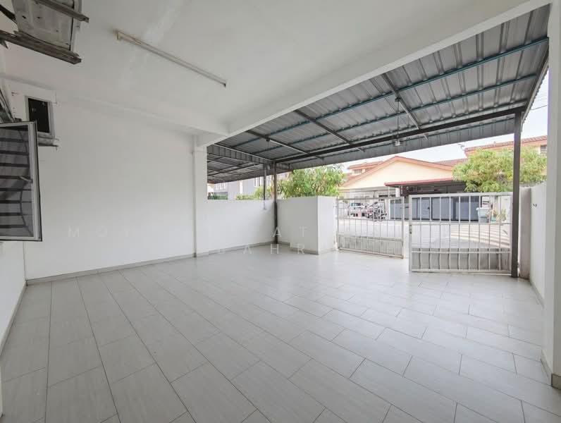 Rumah Teres 1 Tingkat untuk Dijual di Banting (Selangor) - Mohd Aizat Saiful Bahri - Exterior - PropertyGuru.com.my