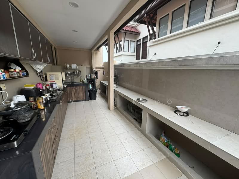 Semi-Detached House for Sale in Bukit Kiara (Kuala Lumpur) - Evelyn Khoo - Kitchen - PropertyGuru.com.my