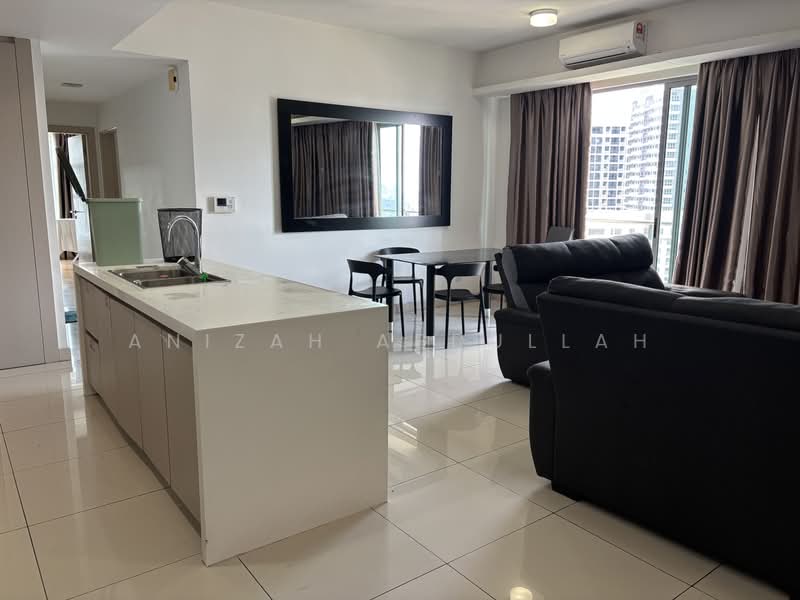 Service Residence for Sale at Suasana Bukit Ceylon / Raja Chulan Residences - Anizah Abdullah - Living Room - PropertyGuru.com.my