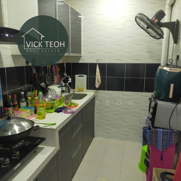 Condominium for Sale at Villa Condominium - Vick Teoh - Kitchen - PropertyGuru.com.my