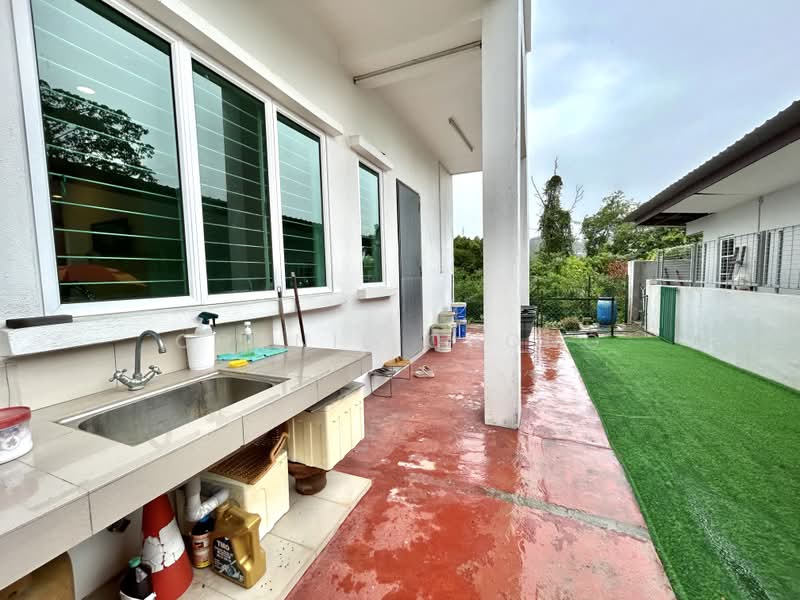 Bungalow for Sale in Taman Rasah Kemayan (Rasah) - Connie Chong - Exterior - PropertyGuru.com.my