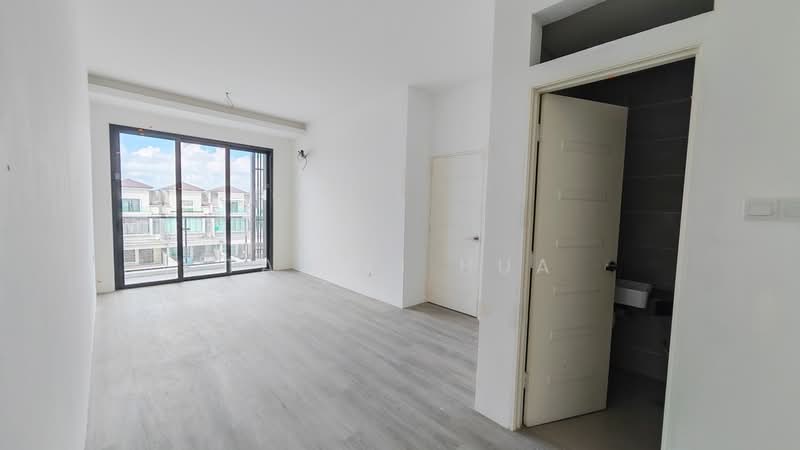Service Residence for Sale at Lot 16 Residency - Tan Li Hua - PropertyGuru.com.my