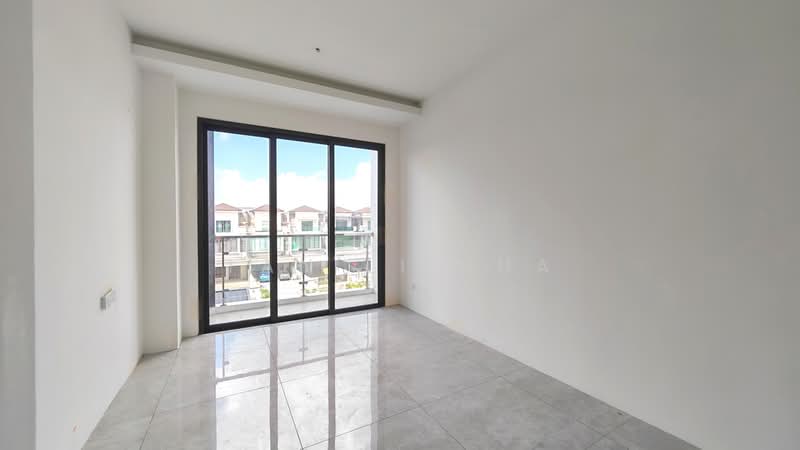 Service Residence for Sale at Lot 16 Residency - Tan Li Hua - PropertyGuru.com.my