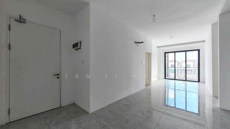 Service Residence for Sale at Lot 16 Residency - Tan Li Hua - PropertyGuru.com.my