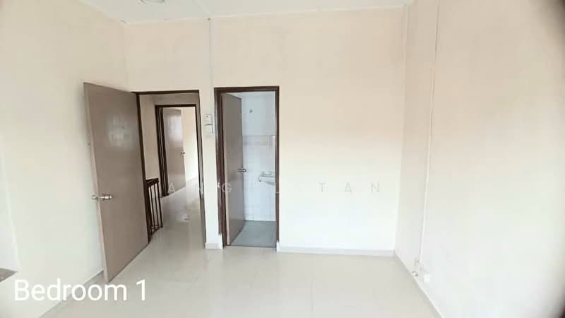 2-storey Terraced House for Sale in BANDAR PUCHONG JAYA (Puchong) - Angel Tan - Bedroom - PropertyGuru.com.my