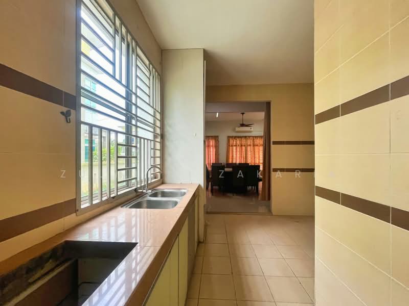 Semi-Detached House for Sale in Bandar Baru Salak Tinggi (Sepang) - Zulhilmi Zakaria - Kitchen - PropertyGuru.com.my
