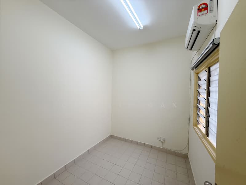 Rumah Teres 2 Tingkat untuk Dijual di Bandar Botanic (Klang) - Charlie Gan - PropertyGuru.com.my
