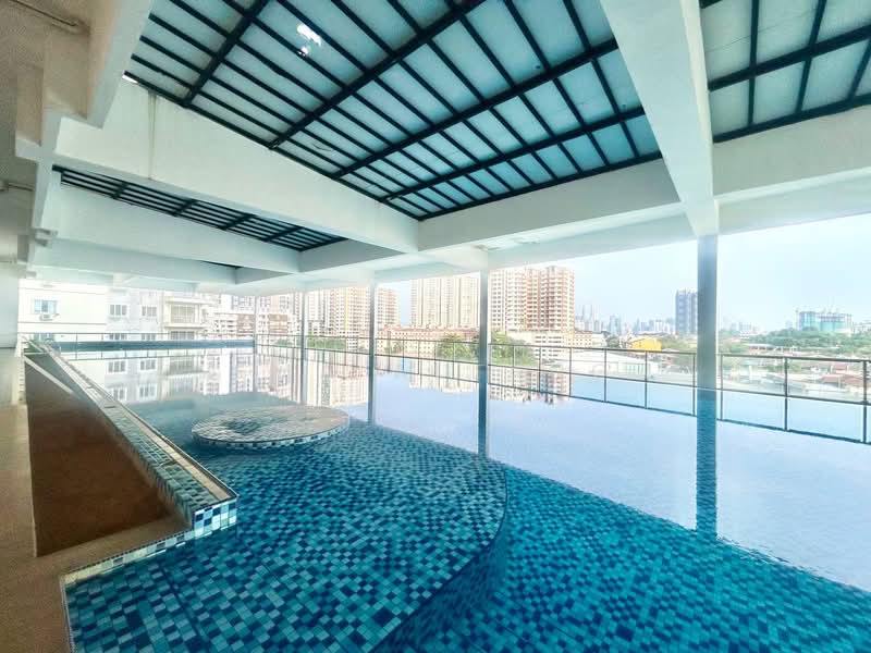 Servis Apartment untuk Dijual di MH Platinum Residence - EMA ALLANG - Pool - PropertyGuru.com.my