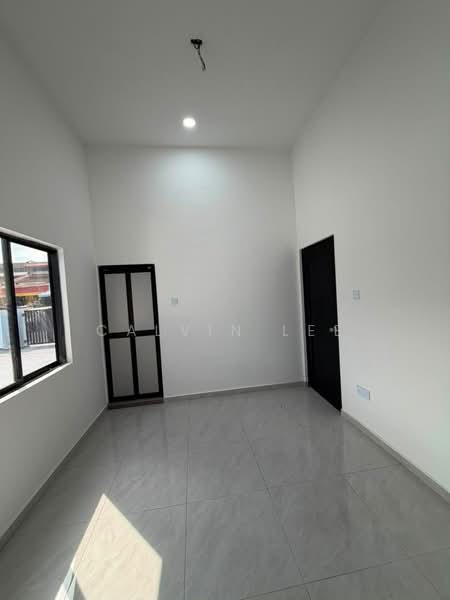 Rumah Teres 1 Tingkat untuk Dijual di Taman Suria (Johor Bahru) - Calvin Lee - PropertyGuru.com.my