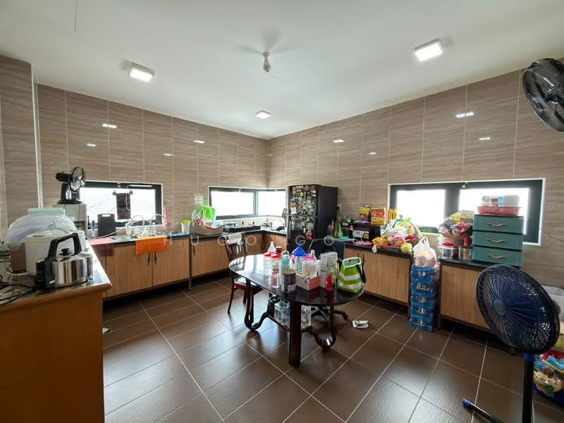 Bungalow for Sale in Bandar Mahkota Cheras (Cheras) - Hugo Gooi - Kitchen - PropertyGuru.com.my