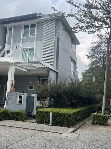 Rumah Teres 3-Tingkat untuk Dijual di Putra Heights (Subang Jaya) - Angie Ng - PropertyGuru.com.my