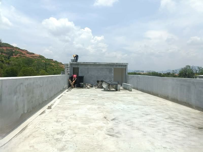 Semi-D Factory for Sale in Kawasan Perindustrian Kundang (Rawang) - Wendy Ng - Roof - PropertyGuru.com.my