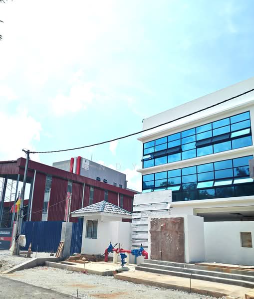 Semi-D Factory for Sale in Kawasan Perindustrian Kundang (Rawang) - Wendy Ng - PropertyGuru.com.my