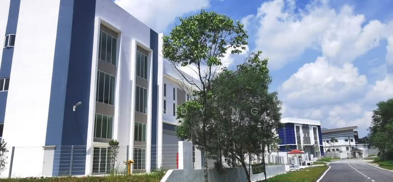 Semi-D Factory for Sale in Kawasan Perindustrian Kundang (Rawang) - Wendy Ng - Exterior - PropertyGuru.com.my