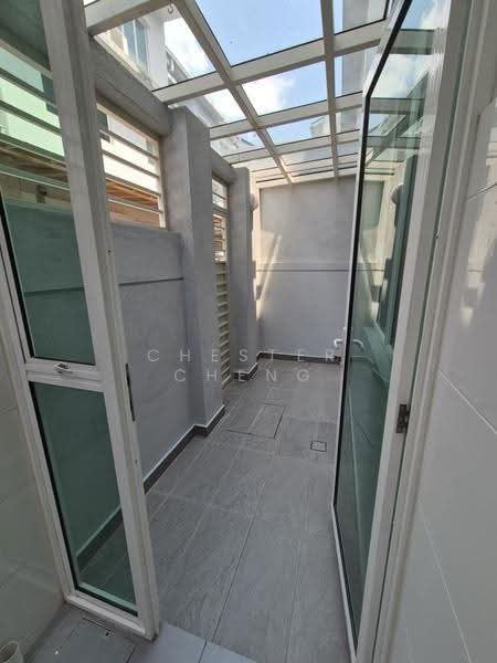Rumah Teres 3-Tingkat untuk Dijual di Putra Heights (Subang Jaya) - Chester Cheng - Balcony - PropertyGuru.com.my