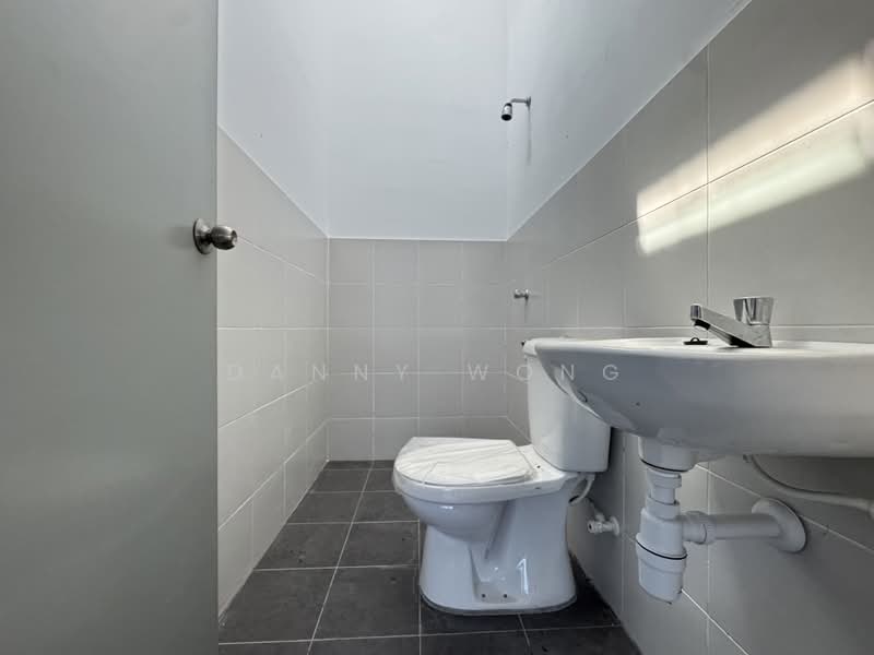 2-storey Terraced House for Sale in Taman Kundang Jaya (Rawang) - Danny Wong - PropertyGuru.com.my