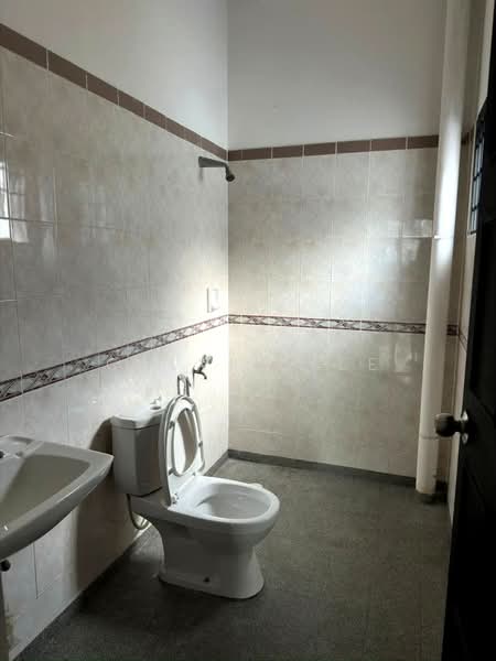 1.5-storey Terraced House for Sale in Bandar Seri Alam (Masai) - Calvin Lee - PropertyGuru.com.my