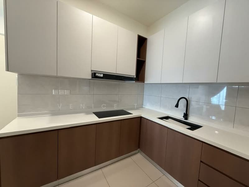Kondominium untuk Disewa di d'Brightton - Venice Tiong - Kitchen - PropertyGuru.com.my