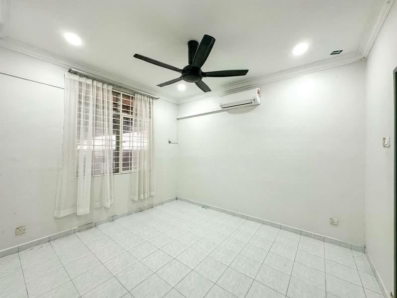Terraced House for Sale in Bandar Baru Nilai (Nilai) - Mohd Aizat Saiful Bahri - Interior - PropertyGuru.com.my