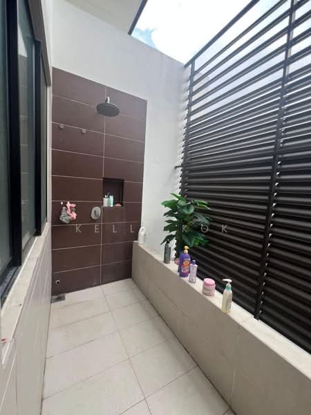 Rumah Berkembar untuk Dijual di Rawang (Selangor) - Kelly Kok - Exterior - PropertyGuru.com.my