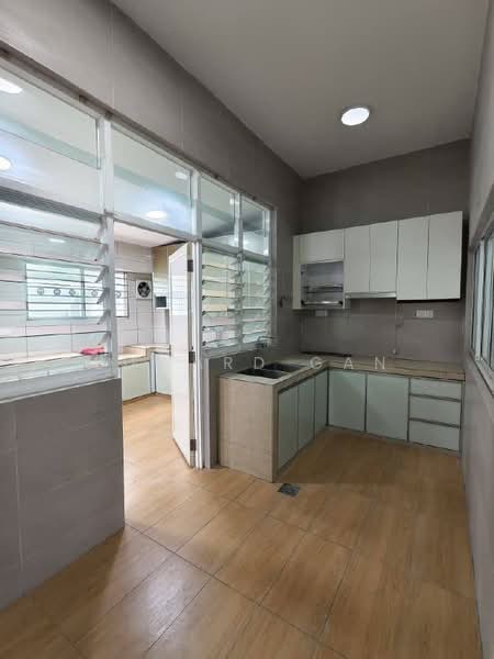 Semi-Detached House for Rent in Senibong Villas (Masai) - Edward Gan - Kitchen - PropertyGuru.com.my
