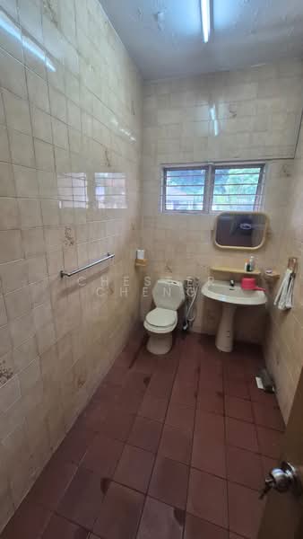 Rumah Banglo untuk Dijual di Taman Sri Andalas (Klang) - Chester Cheng - Bathroom - PropertyGuru.com.my