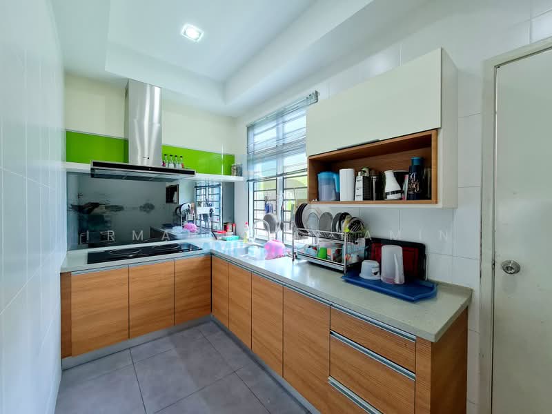 Zero-Lot Bungalow for Sale in Saujana Rawang (Rawang) - Irmantaha Tamin - Kitchen - PropertyGuru.com.my