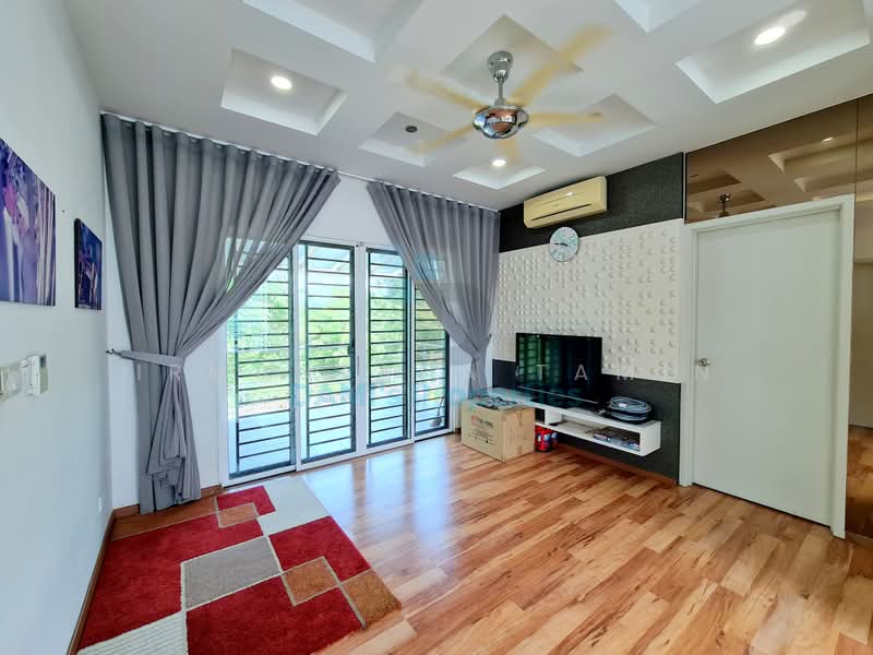 Zero-Lot Bungalow for Sale in Saujana Rawang (Rawang) - Irmantaha Tamin - Living Room - PropertyGuru.com.my