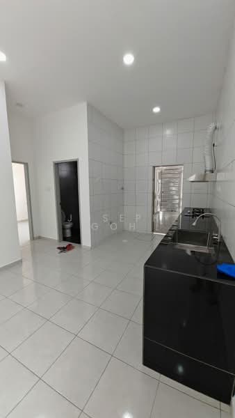 1-storey Terraced House for Rent in Bandar Putra (Kulai) - Joseph Goh - Kitchen - PropertyGuru.com.my