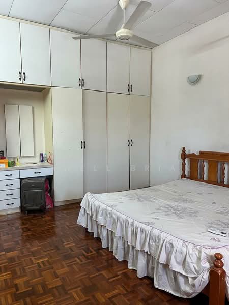 Rumah Teres 2.5 Tingkat untuk Dijual di George Town (Penang) - howell brian - Bedroom - PropertyGuru.com.my
