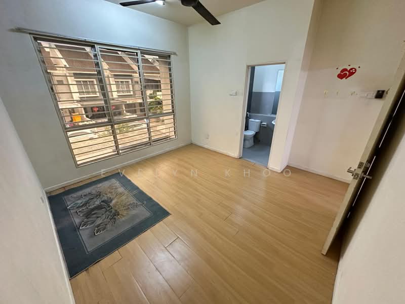 2-storey Terraced House for Sale in Taman Desa Country Homes (Rawang) - Evelyn Khoo - Room - PropertyGuru.com.my