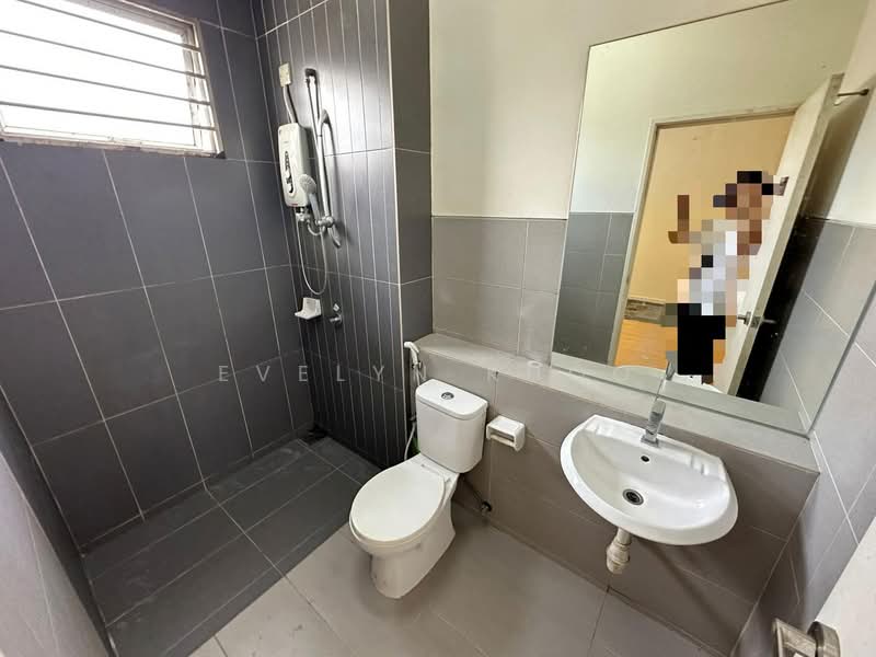 2-storey Terraced House for Sale in Taman Desa Country Homes (Rawang) - Evelyn Khoo - Bathroom - PropertyGuru.com.my