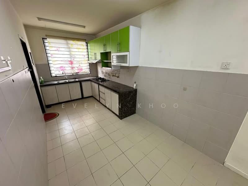 2-storey Terraced House for Sale in Taman Desa Country Homes (Rawang) - Evelyn Khoo - Kitchen - PropertyGuru.com.my