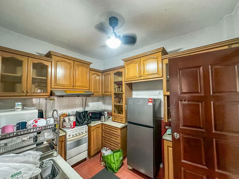 Kondominium untuk Dijual di Villa OUG - Ridwan Ibrahim - Kitchen - PropertyGuru.com.my