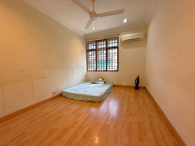 2-storey Terraced House for Rent in Bayan Lepas (Penang) - Jerry So - Bedroom - PropertyGuru.com.my