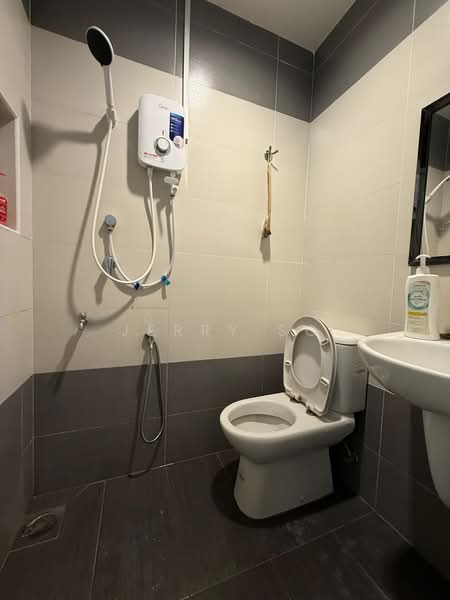 2-storey Terraced House for Rent in Bayan Lepas (Penang) - Jerry So - Bathroom - PropertyGuru.com.my