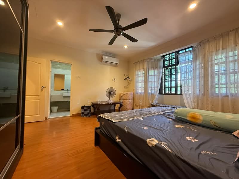 2-storey Terraced House for Rent in Bayan Lepas (Penang) - Jerry So - Bedroom - PropertyGuru.com.my