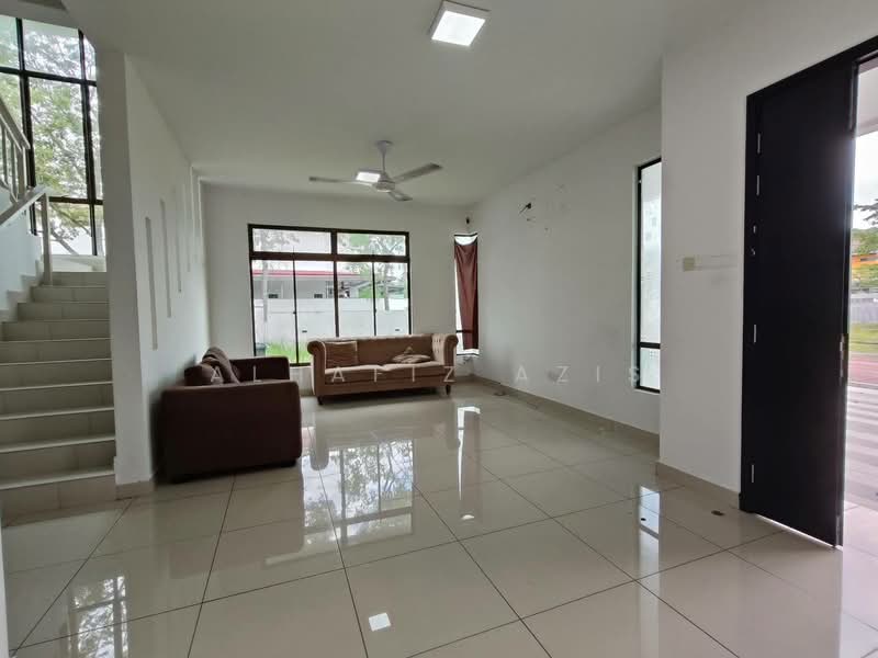 Semi-Detached House for Sale in Taman Daiman Jaya (Kota Tinggi) - ALHAFIZ AZIS - Living Room - PropertyGuru.com.my