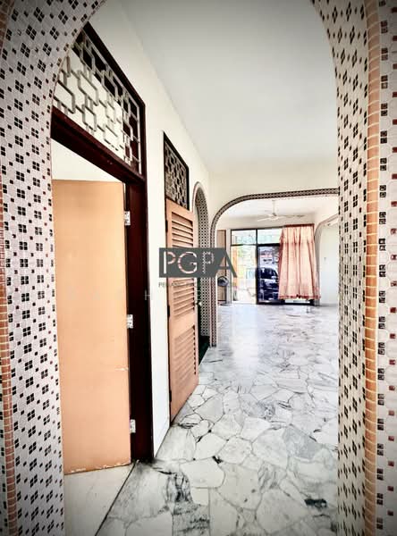 2-storey Terraced House for Sale in Island Glades (Jelutong) - Rachael Tan - Entrance - PropertyGuru.com.my