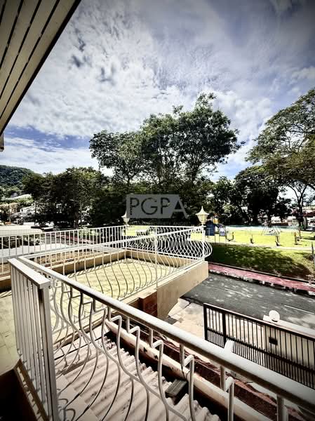 2-storey Terraced House for Sale in Island Glades (Jelutong) - Rachael Tan - Balcony - PropertyGuru.com.my