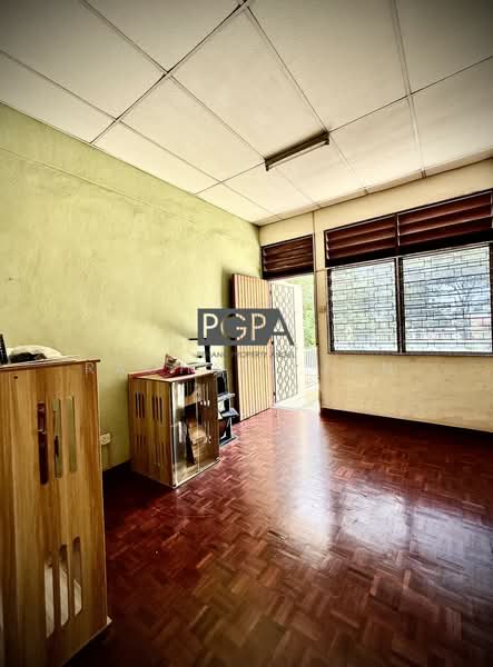 2-storey Terraced House for Sale in Island Glades (Jelutong) - Rachael Tan - Living Room - PropertyGuru.com.my