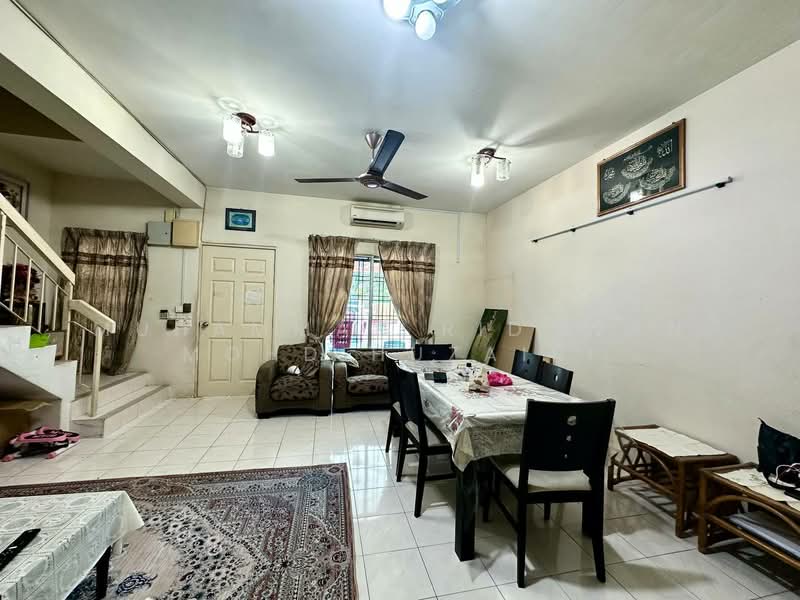 2-storey Terraced House for Sale in Setia Impian (Setia Alam) - Muhammad Ridhwan Mohd Huzairi - Living Room - PropertyGuru.com.my