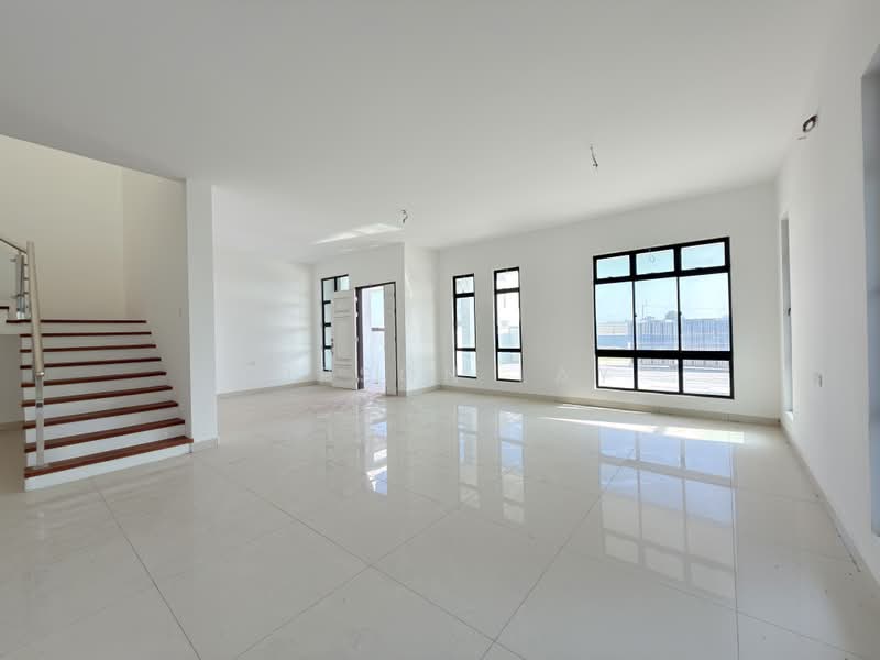 Rumah Berkembar untuk Dijual di Kluang (Johor) - Gipson Lay - PropertyGuru.com.my