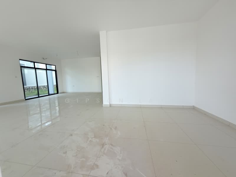 Rumah Berkembar untuk Dijual di Kluang (Johor) - Gipson Lay - PropertyGuru.com.my