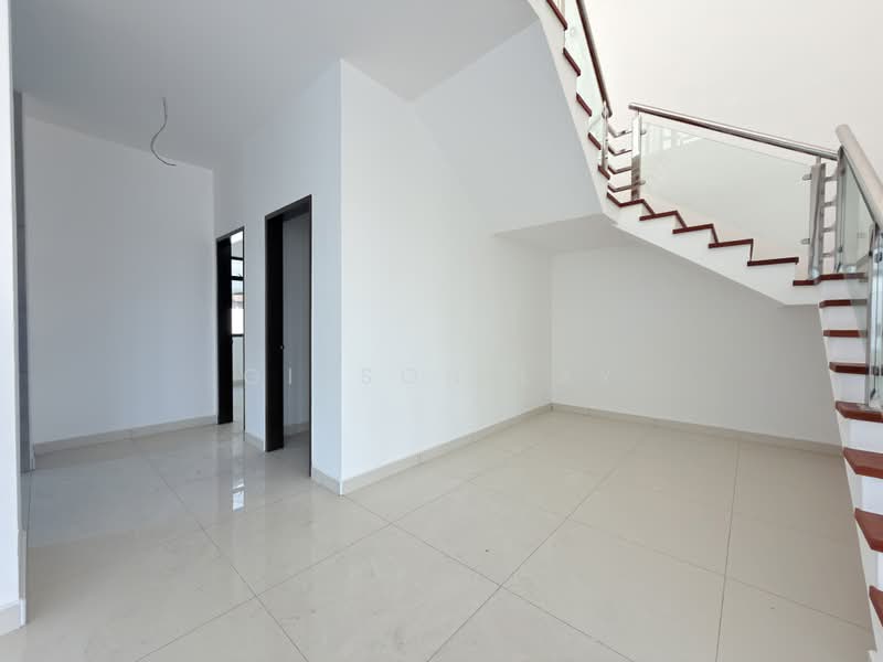 Rumah Berkembar untuk Dijual di Kluang (Johor) - Gipson Lay - PropertyGuru.com.my
